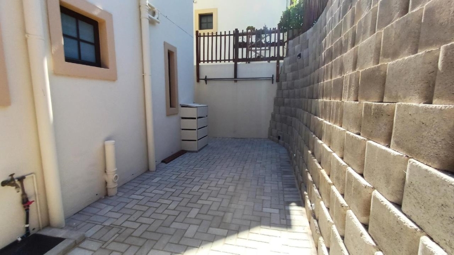 2 Bedroom Property for Sale in Vakansieplaas Western Cape